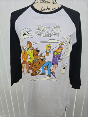 Unisex Cakeworthy Scooby-Doo Raglan Sleeve Tee, Size S, White and Black